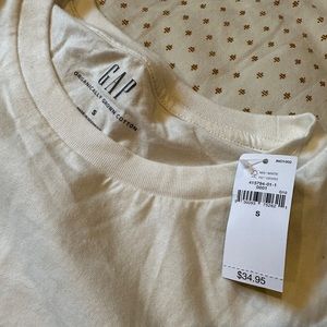 GAP Longsleeve Cotton Pocket T Shirt - 100% Cotton